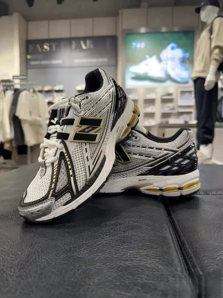1906R Silver Daddy Shoes Men's and Women's Summer New Shock-Absorbing Running Thick-Soled Breathable Retro Sports Shoes