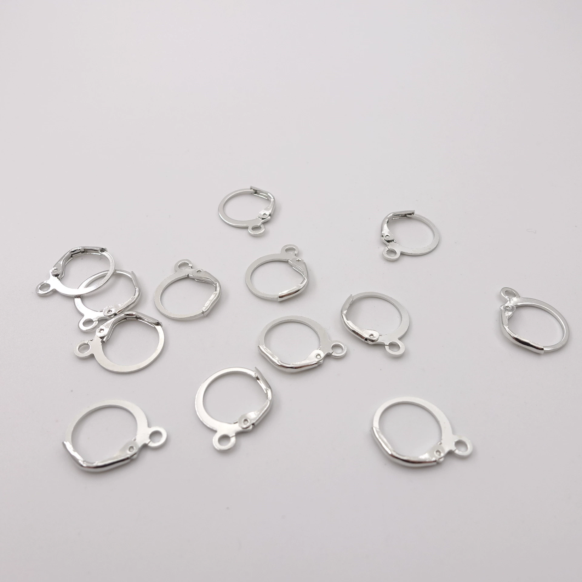 Ювелирные аксессуары круг уха Пряжка Серьги Аксессуары 2000 шт/пакет