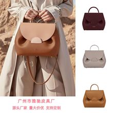 polene法国2025小众设计单肩斜跨手提包真皮小猪包荔枝纹笑脸包包