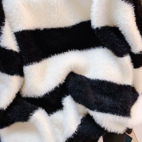 Women's Felt Mink Sweater with High-end, Loose and Slouchy Style, Thick Black and White Striped Knit Top for Autumn and Winter, Small Figure