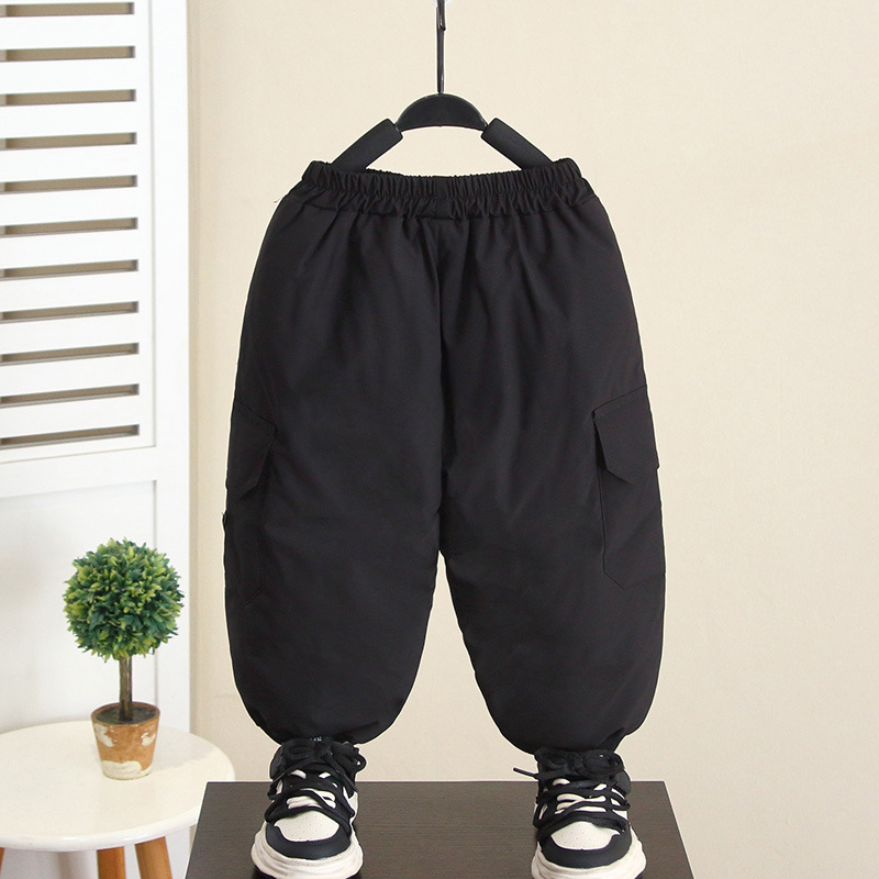 6908 pantalones de plumón de herramientas para niños 2025 nueva ropa de invierno para bebés pantalones de plumón de pato blanco pantalones de algodón de invierno para niños de tres capas