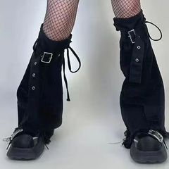 秋冬y 2k甘くてクールなギャルの黒いデニムの足のカバーはやせています。