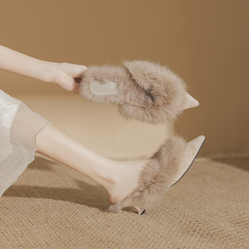 313-5L10矮跟低跟外穿高跟鞋新款秋冬高级感毛毛保暖方头女鞋