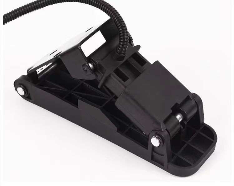 Three-Wheeler Foot Accelerator, Four-Wheeler Sightseeing Car Foot-Operated Speed Controller, Electric Vehicle Pedal Accelerator with Strong Adaptability