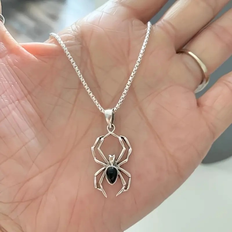 Zhuoxuan クロスボーダーヨーロッパとアメリカのベストセラーレトロスパイダーペンダントネックレスパーソナライズされたハロウィンダークスタイルトレンディな鎖骨チェーン|undefined