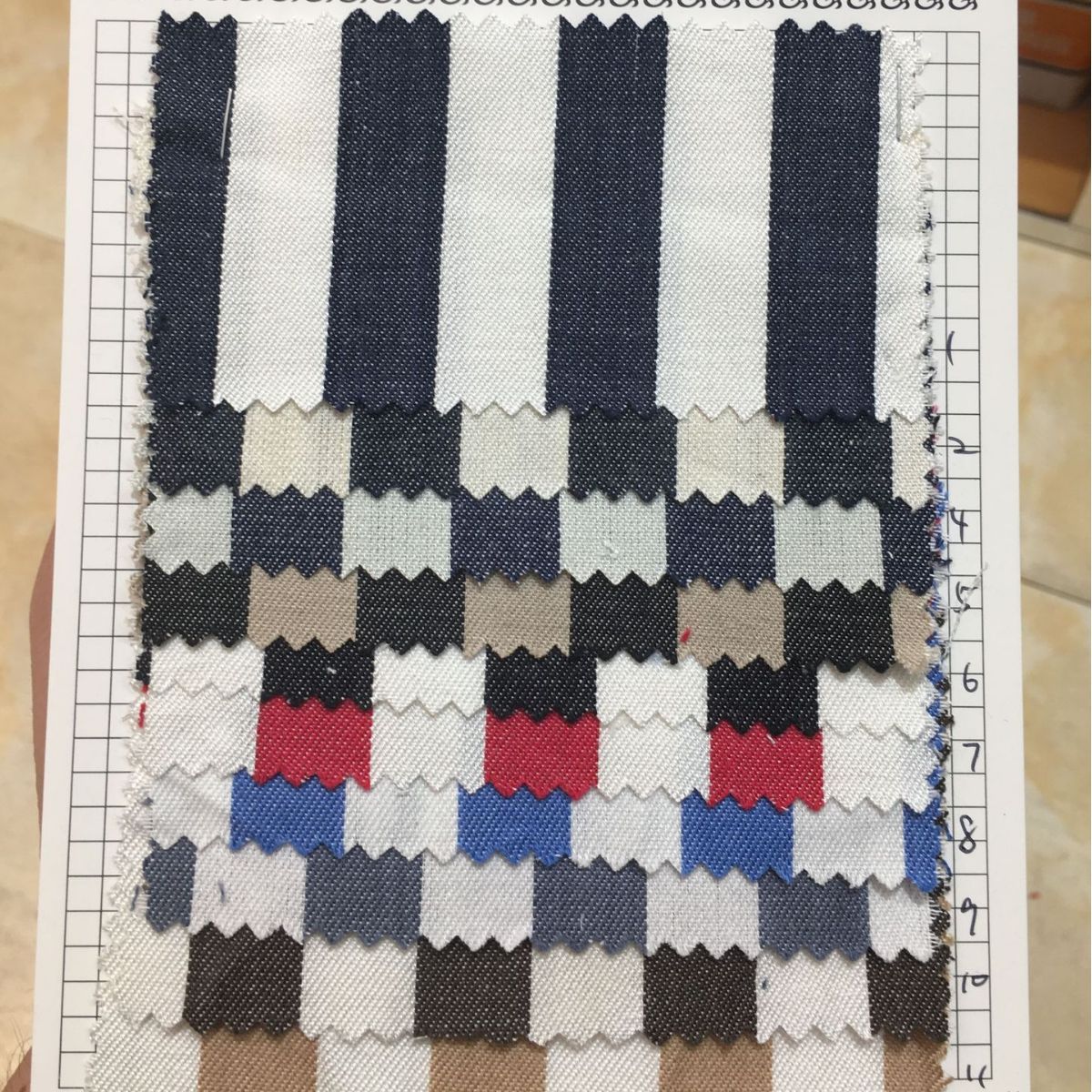 2023色织日韩细宽条面料 春夏秋冬斜纹条纹面料 间条经典条纹