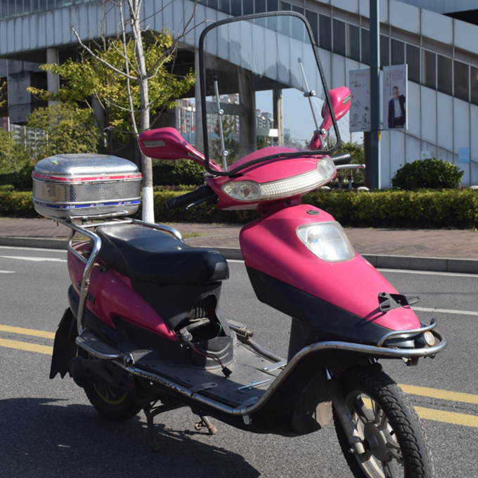 Electric Vehicle Front Windshield Tempered Glass Battery Pedal Type Motorcycle Windshield Glass High Definition Front Windshield