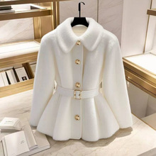 2025冬季独特气质好看高级短款上衣香风收腰白色加绒加厚保暖外套