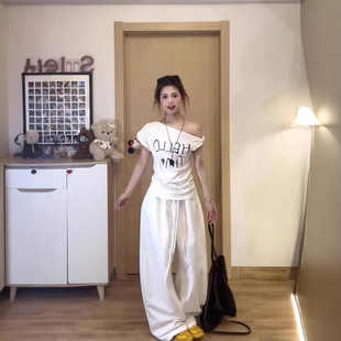 �nϵ����Ť�Yб�����t��Ů�ļ����؄e���OӋ��С���^��¶������