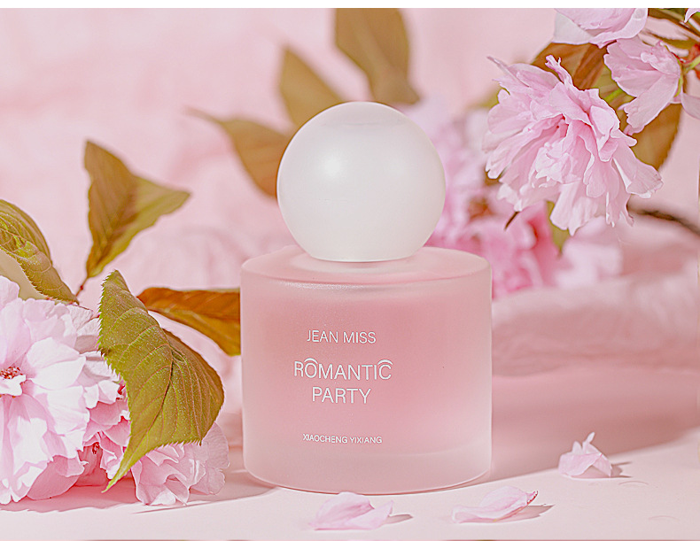 Xiaocheng Yixiang Chunri Cherry Blossom Women's Perfume, long-lasting light fragrance, Douyin Bestseller Magnolia Scent, Vietnamese perfume wholesale undefined