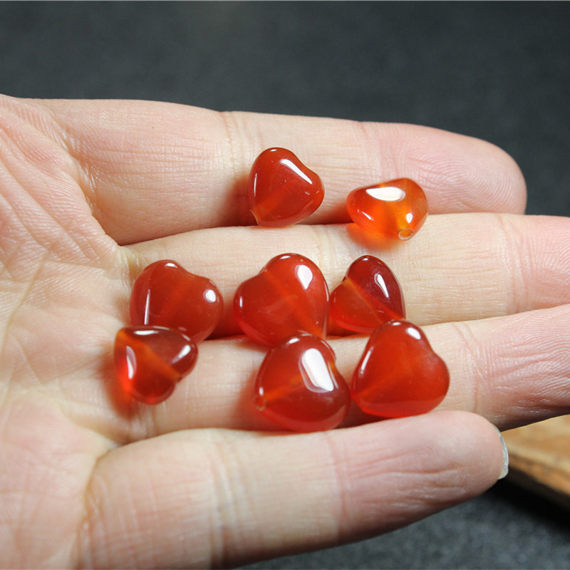 Natural red agate chalcedony heart-shaped loose beads handmade DIY bracelet necklace earrings accessories pendant semi-finished products wholesale