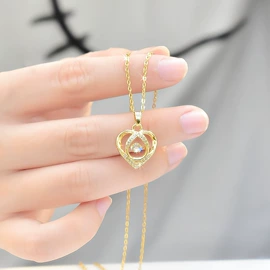 项链;戒指;吊坠