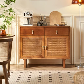 沙发椅;餐椅;餐边柜