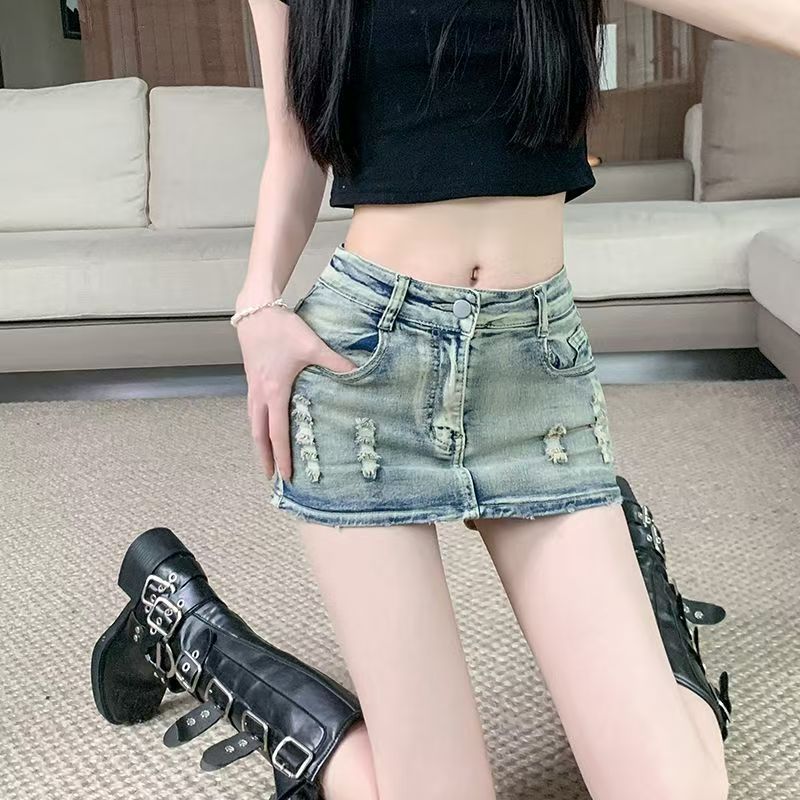 Retro Denim Skirt for Hot Girls, Summer 2025 New High-Waisted Slimming Look A-Line Hip-Hugging Short Skirt