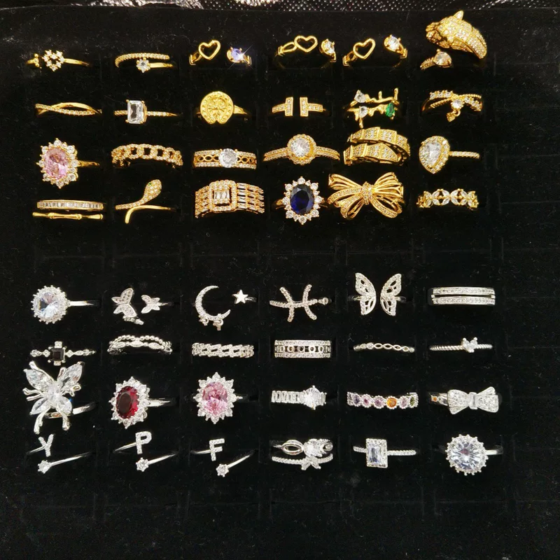 Ногтевые sequins в древнем стиле, цирконий, винтажное кольцо с камнем, ювелирные изделия, на указательном пальце, стиль легкой роскоши