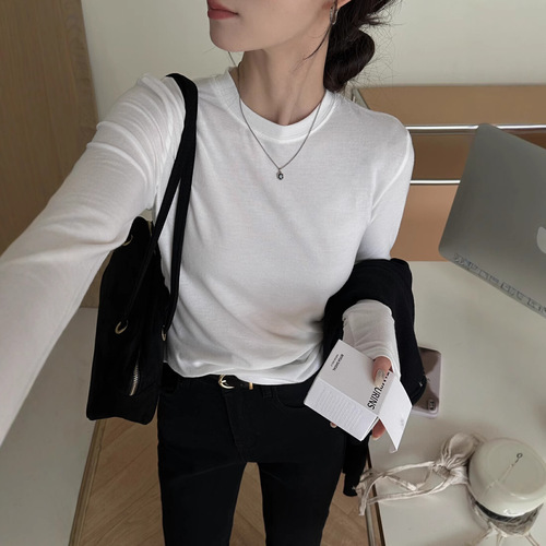 高弹软糯灰色圆领长袖正肩打底衫女秋冬季设计感内搭打底T恤上衣