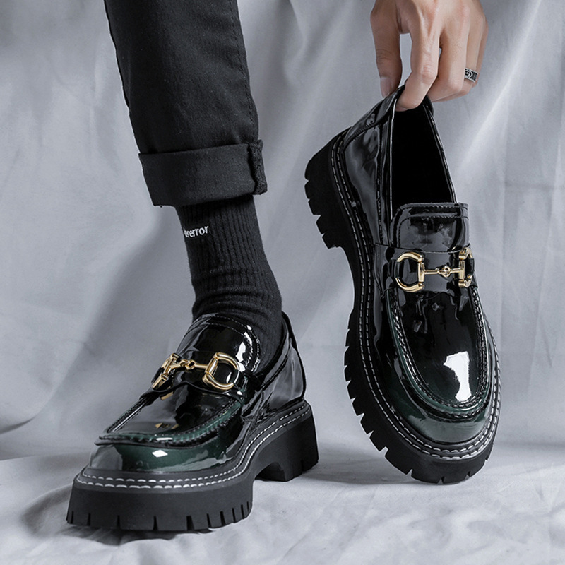 Zapatos de cuero con hebilla de caballo, zapatos de cuero lacados para hombres, zapatos de alta altura, zapatos de noche, zapatos casuales para hombres británicos