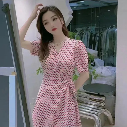 Cherry Blossom Print One-Piece Dress for Women, V-Neck, High-Waisted Short Skirt, Korean Style, Sheer Silk Fabric, Slimming and Shows Long Legs