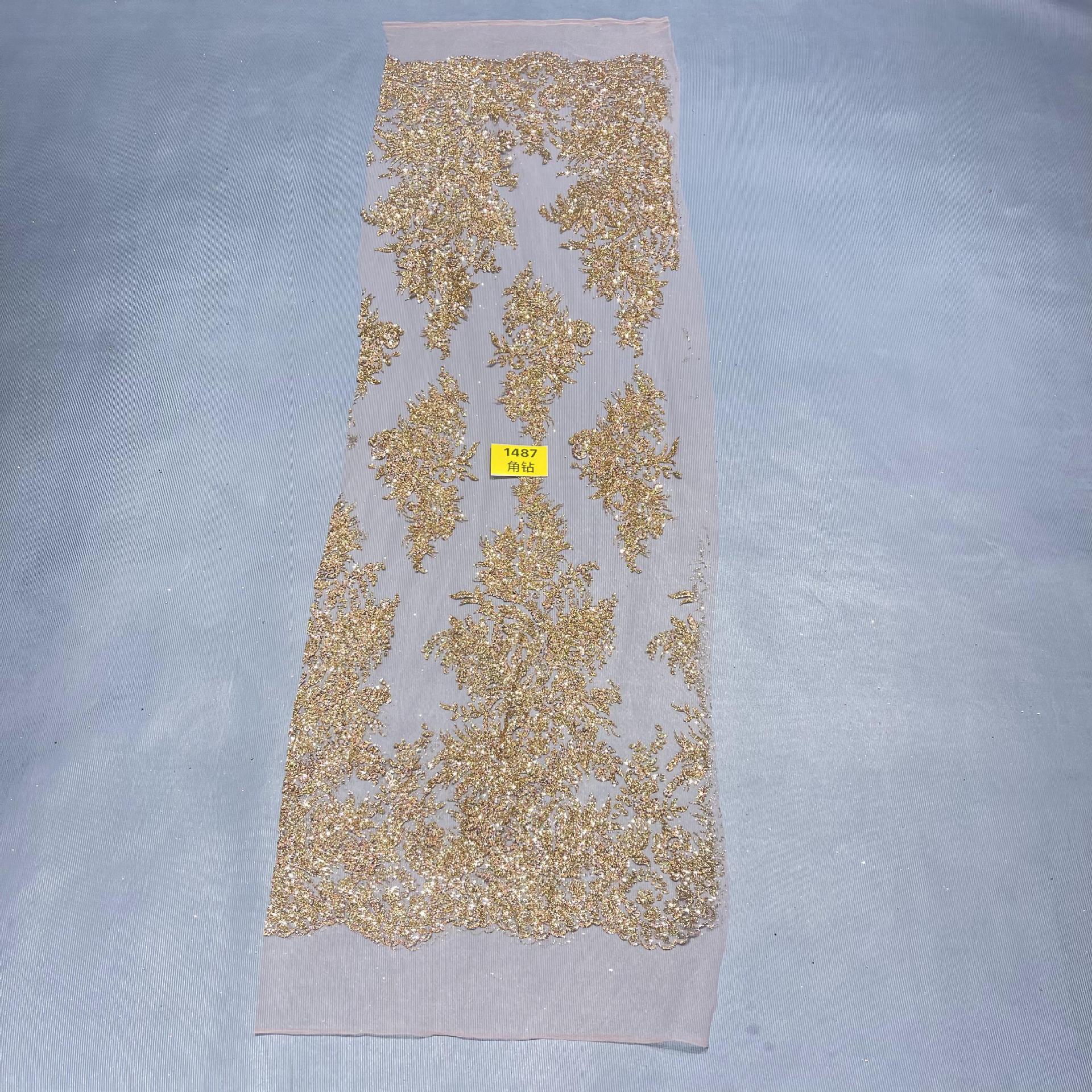 LC1487款钻石类10Y起订 婚纱礼服面料 网纱洒金片 喷金面料 角钻
