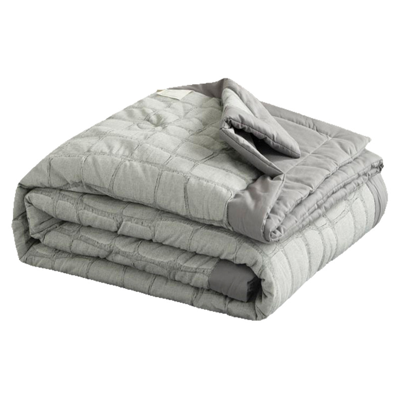 Edredón fresco de verano, edredón de aire acondicionado jacquard de hilo de tres capas de algodón puro, edredón de fibra de soja de cuatro piezas, el núcleo se puede lavar a máquina