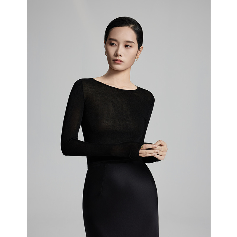 Slightly Translucent Silk Boat Neck Short Long-Sleeved Knitwear, Light and Breathable Pullover Bottoming Top, Black Slim Knitwear