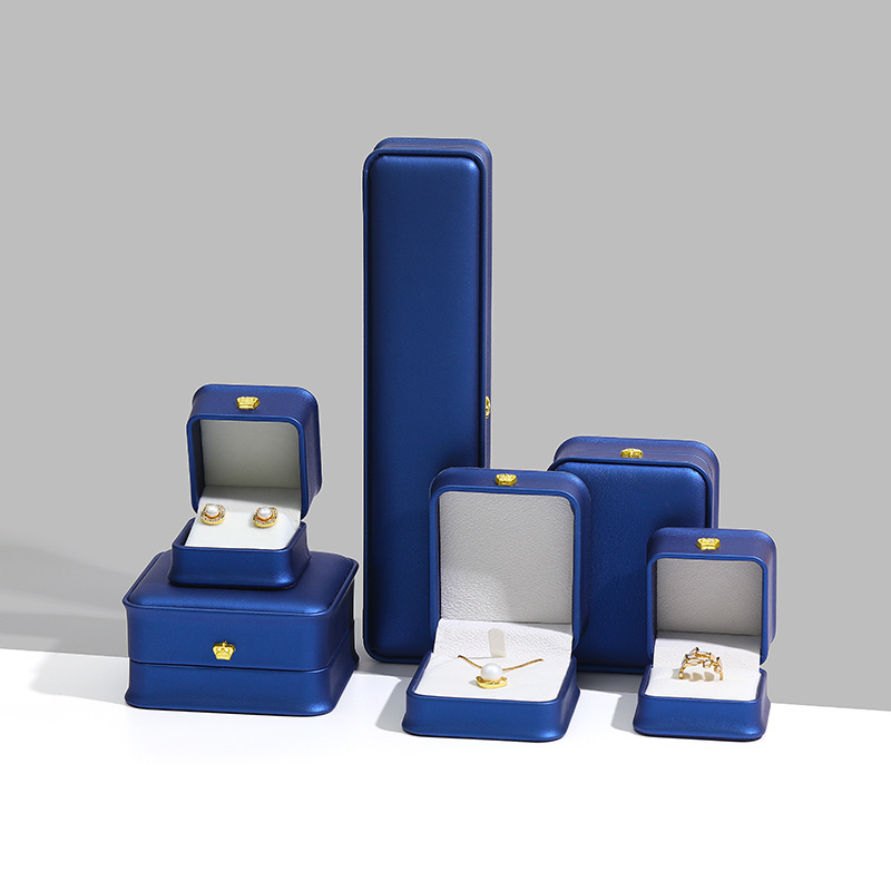 Joyero PU cuero corona colgante pulsera anillo caja cintura embalaje joyería collar pantalla caja de joyería