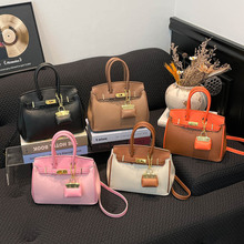 Ůʿ�������Ů���羳2026�¿�r�аٴ��μ�б���K���handbag