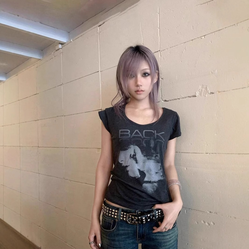 American Retro Large Neckline T-Shirt for Women in Summer with Portrait Print Gray Short-Sleeved High Street Loose Sexy Top