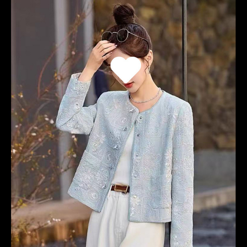 新しい中国風のショートコート女性のための 2025 春の新しいハイエンドの小さな香りの唐スーツ重刺繍トップ|undefined
