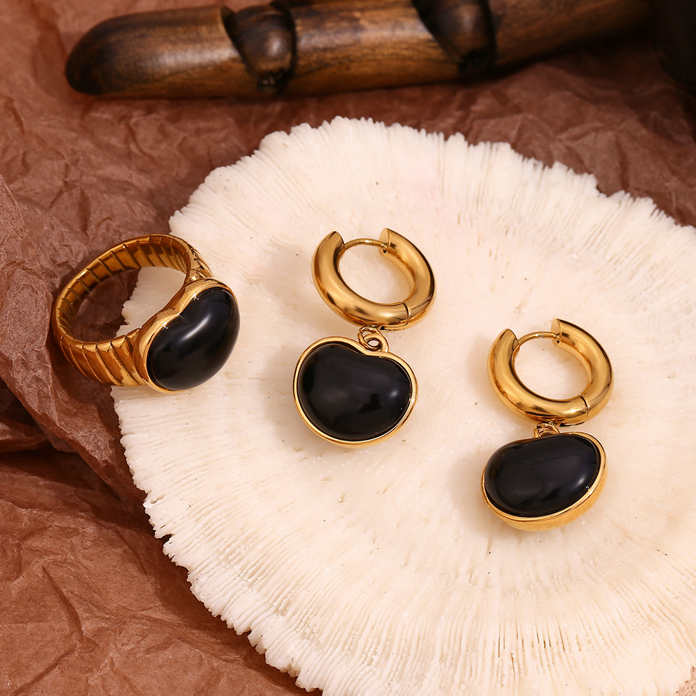 Black Agate Heart Ring Earrings