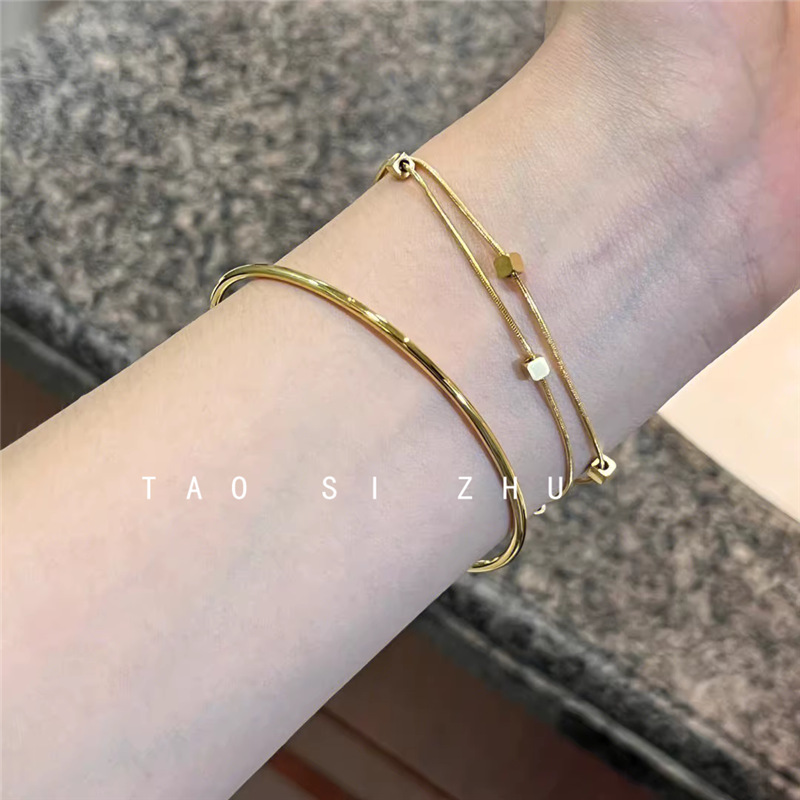 Stacked ceiling ~ sparkling small square bracelet elegant titanium steel non-fading bracelet niche design