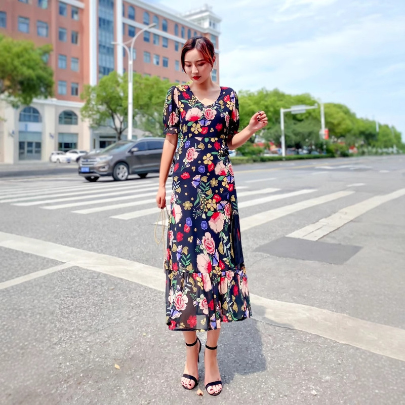 2025 European and American Style Summer Women's New Wholesale V-Neck Lightweight and Flowing Long Chiffon Dress 21001