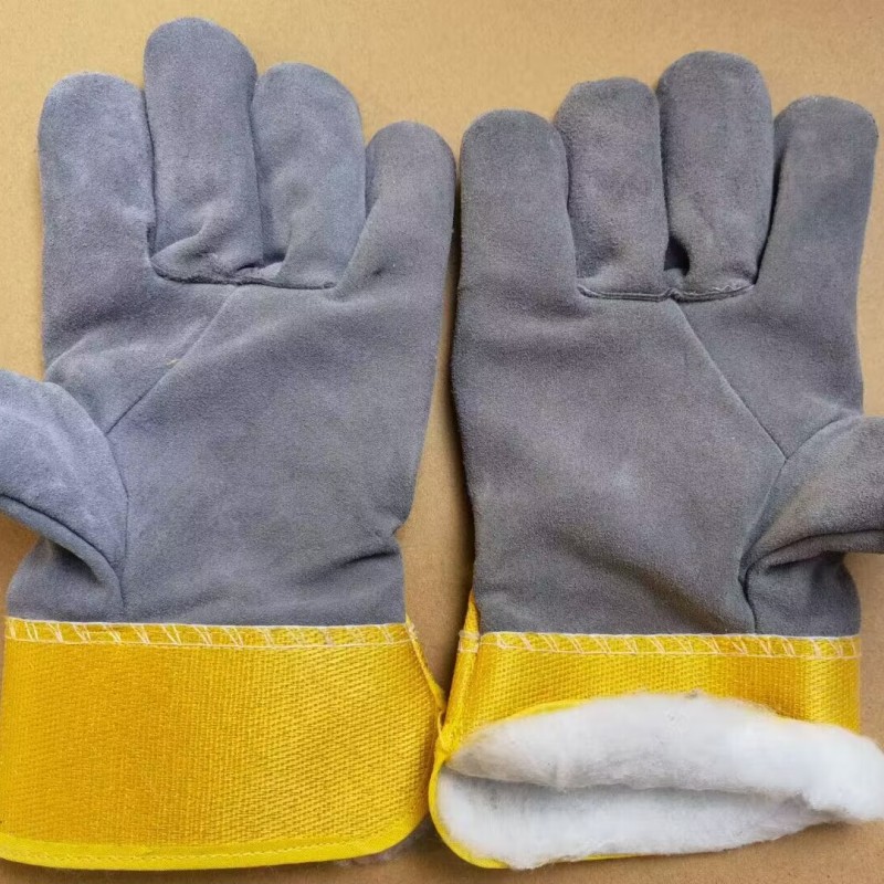 反绒皮短款加毛绒全里防护保暖劳保焊工手套混色皮料耐磨舒适实惠