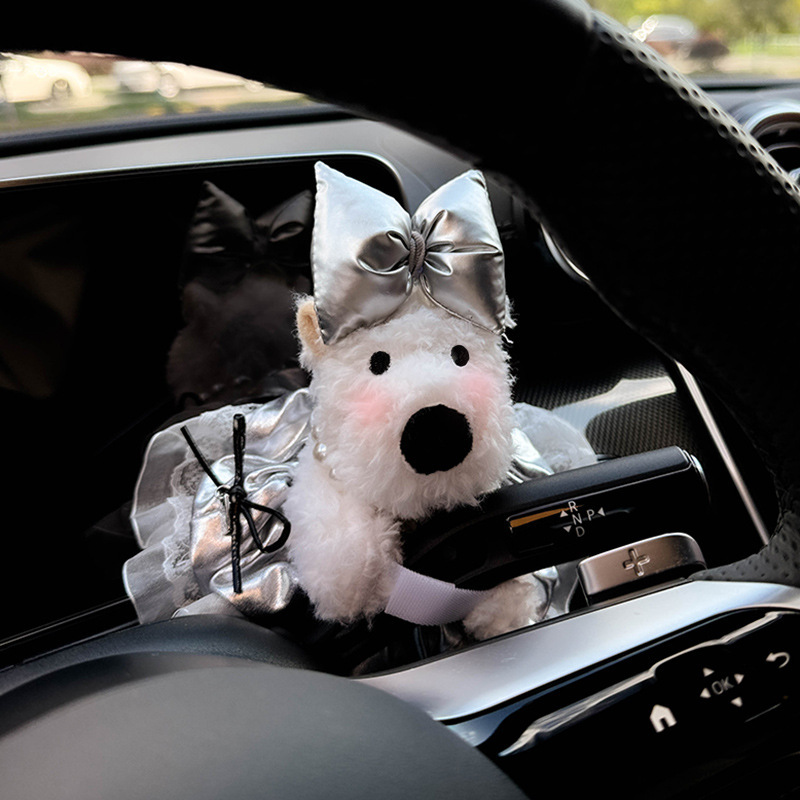 West Highland Car Car Bloque decorativo Luz de giro Muñeca de cachorro Limpiaparabrisas Muñeca Decoración de archivo de muñeca Dibujos animados femeninos