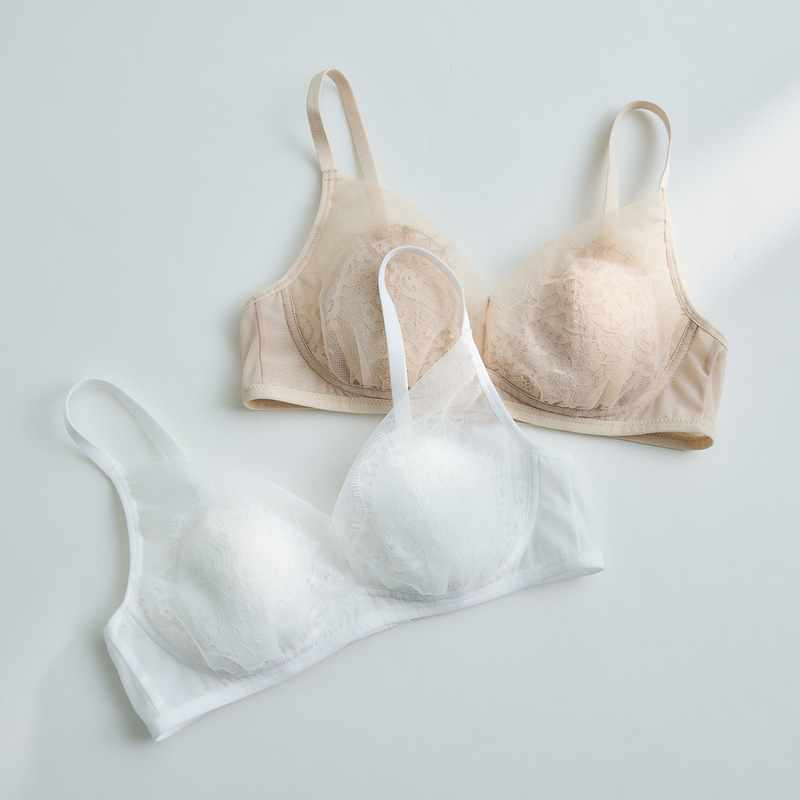 Spring and Summer Silk French-Style Triangle Cup Lingerie, Sexy Rabbit Ear Cup, Silk Mesh Lace Triangle Cup for Large Busts That Appear Smaller