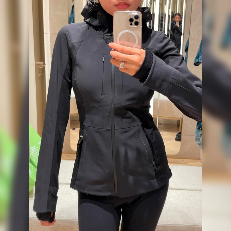 黑色修身冲锋衣女款2025新款小个子软壳外套春秋季骑行服收腰运动|undefined