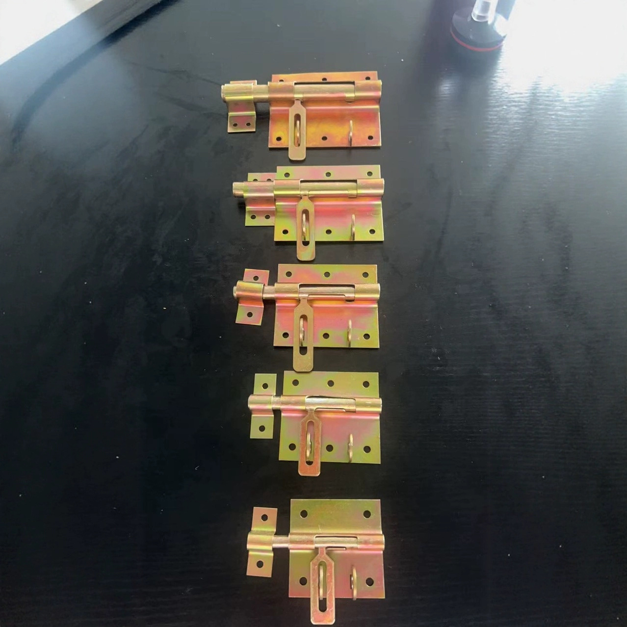 厂家直销优质铁插销老式门闩挂锁扣批发卫生间木门窗防盗锁扣