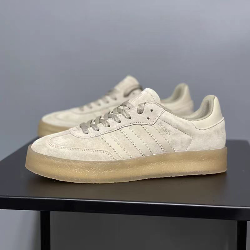 Putian zapatos para hombres y mujeres otoño / invierno 2025, nuevo cuero negro, suela gruesa, retro retro, transpirable, zapatos deportivos casuales, moda de skate