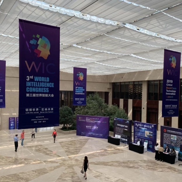 UV 双喷网格布双面宽幅吊旗防风抗晒沙滩广告布广州厂家直销