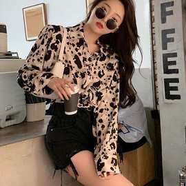 2026春夏季休闲花纹衬衫女复古港味设计感小众显瘦衬衣外套