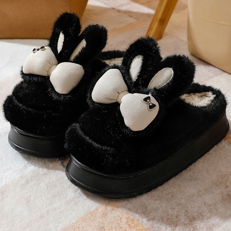 thumbnail image 1 of Zapatos de algodón para mujer, zapatillas peludas de nuevo estilo 2024, lindas zapatillas de invierno para mujer, además de terciopelo, versátiles y cálidas para parejas, 1 of 5