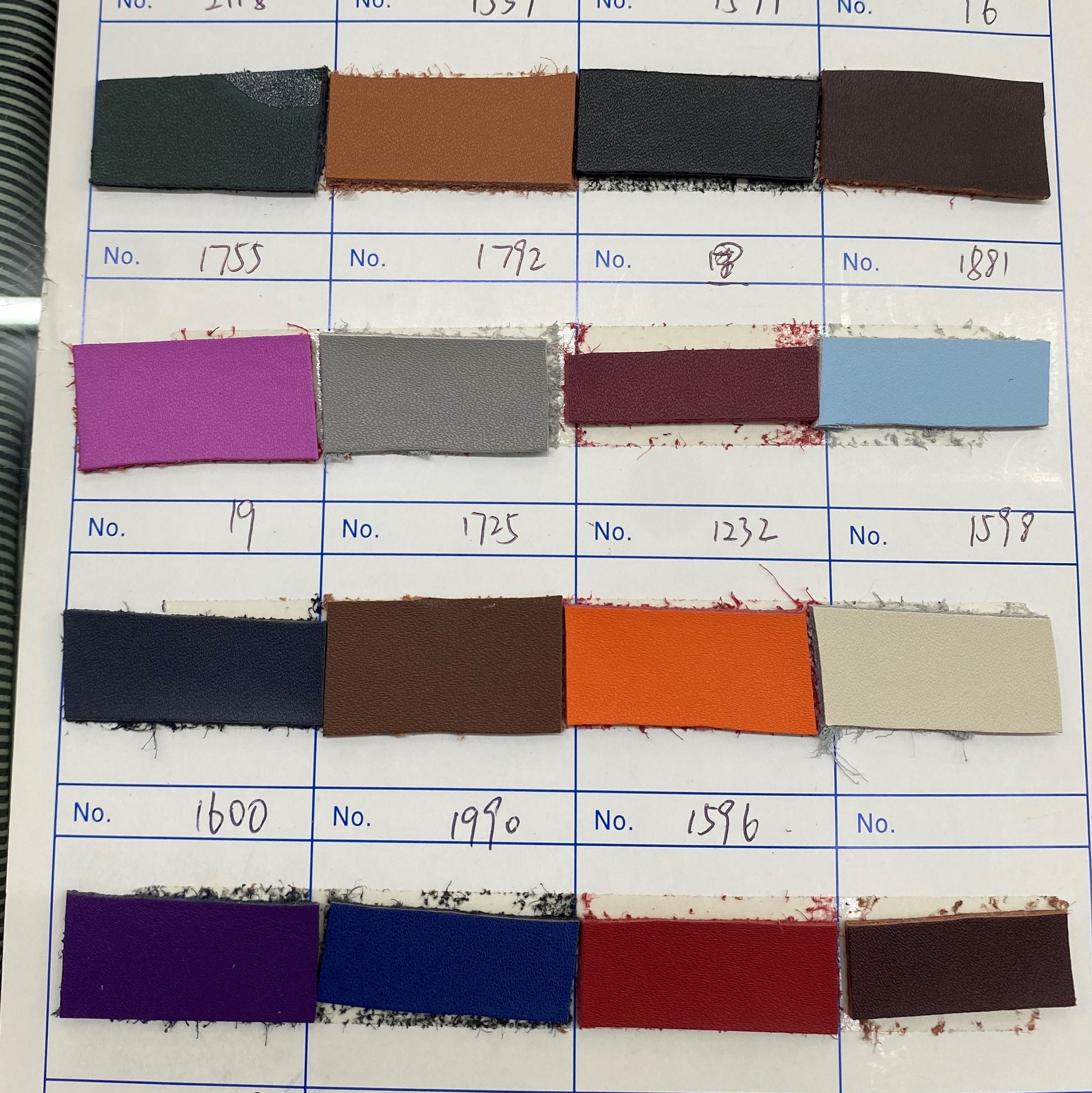 100纹二层牛皮颜色可定整张