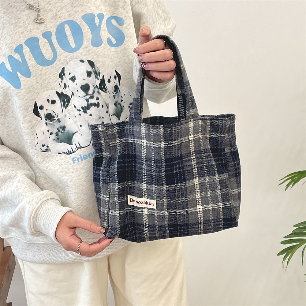 311021 Simple ins retro style woolen multi-color handbag for women, 2023 new checkered autumn and winter women's bag undefined