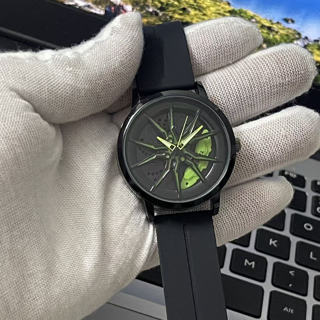 2025 Foreign Trade Men's Fully Automatic Non-Mechanical Quartz Design Personalized Trendy Special-Shaped Silicone Band Men's Watch