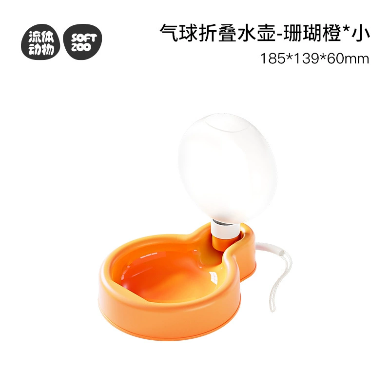 Handheld foldable capacious teapot to go out