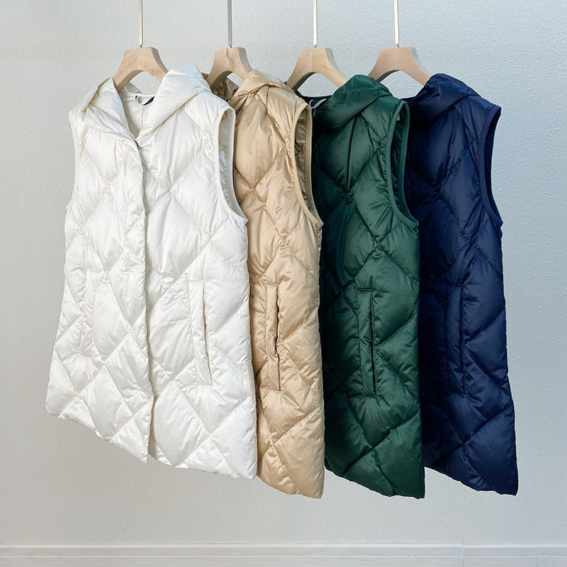 5109 M @ X weekend line four-color hooded diamond lattice hooded 90 white duck down vest jacket women 5109 M @ X weekend line four-color hooded diamond lattice hooded 90 white duck down vest jacket women