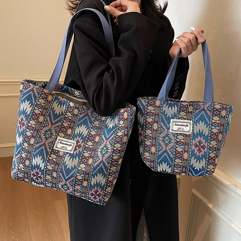 Large-Capacity Ethnic Style Bag for Women 2025 New Trendy Fashion Tote Bag for Women Niche Versatile Shoulder Handbag for Women Large-Capacity Ethnic Style Bag for Women 2025 New Trendy Fashion Tote Bag for Women Niche Versatile Shoulder Handbag for Women
