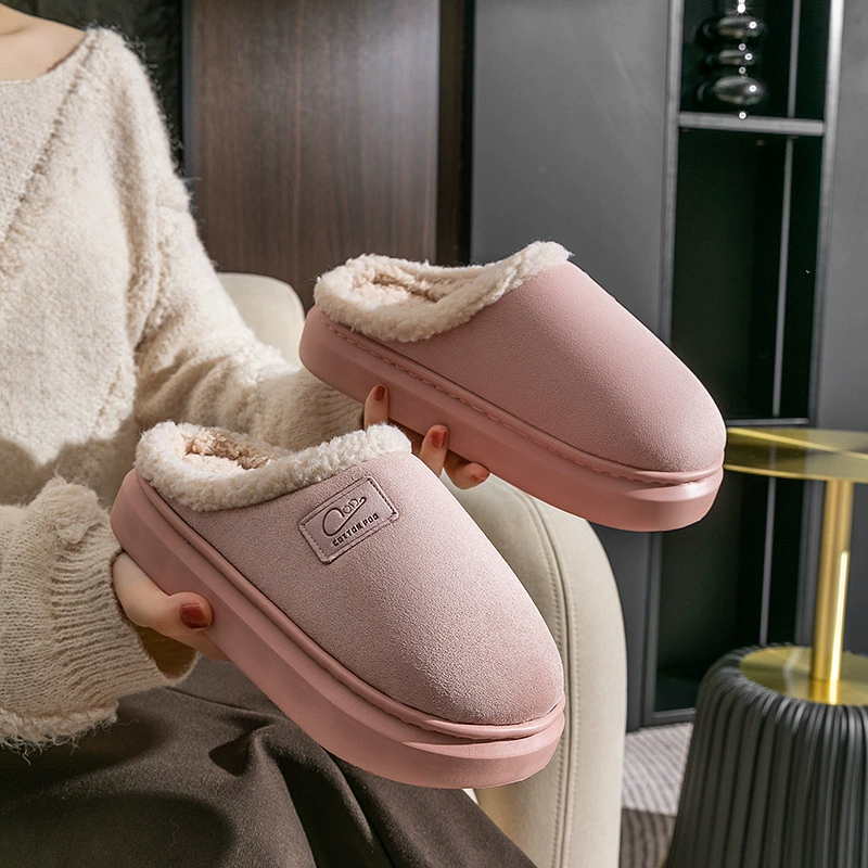Зимние плюшевые хлопчатобумажные тапочки женские домашние нескользящие и бархатные толстые подошвы теплые и не замерзшие ноги