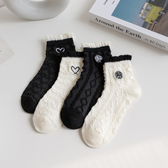 Black and White Lace Edge Women's Short Socks Spring Thin Version Japanese Style Chanel Wind Embroidered Heart Small Mouth Short Socks Wholesale