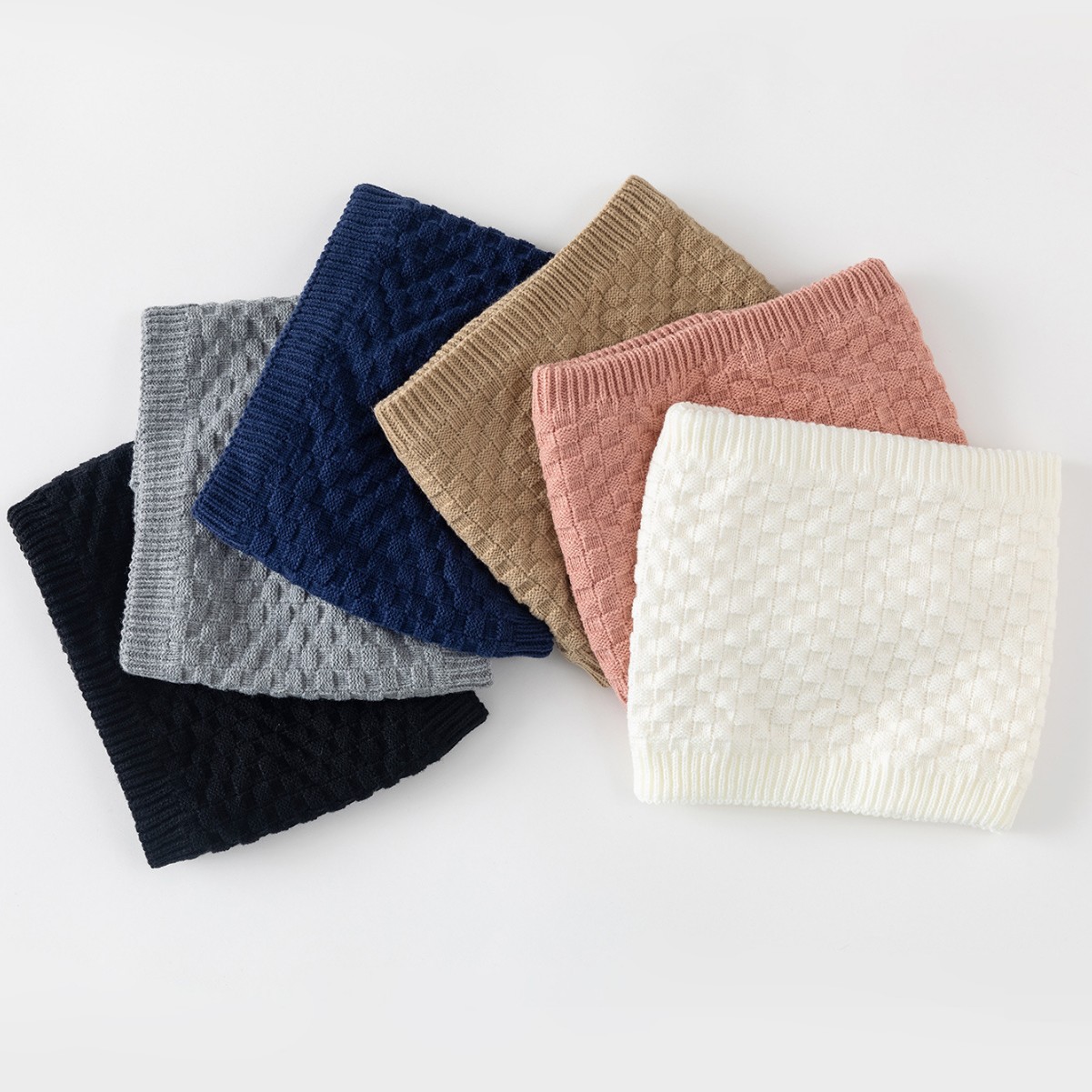 Woolen universal solid color winter knitted keep warm scarf for men and women, simple and elegant design, Korean style, with neck protection